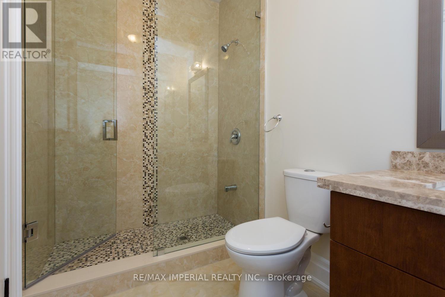 3568 Joan Drive, Mississauga, Ontario  L5B 1T8 - Photo 37 - W13470958