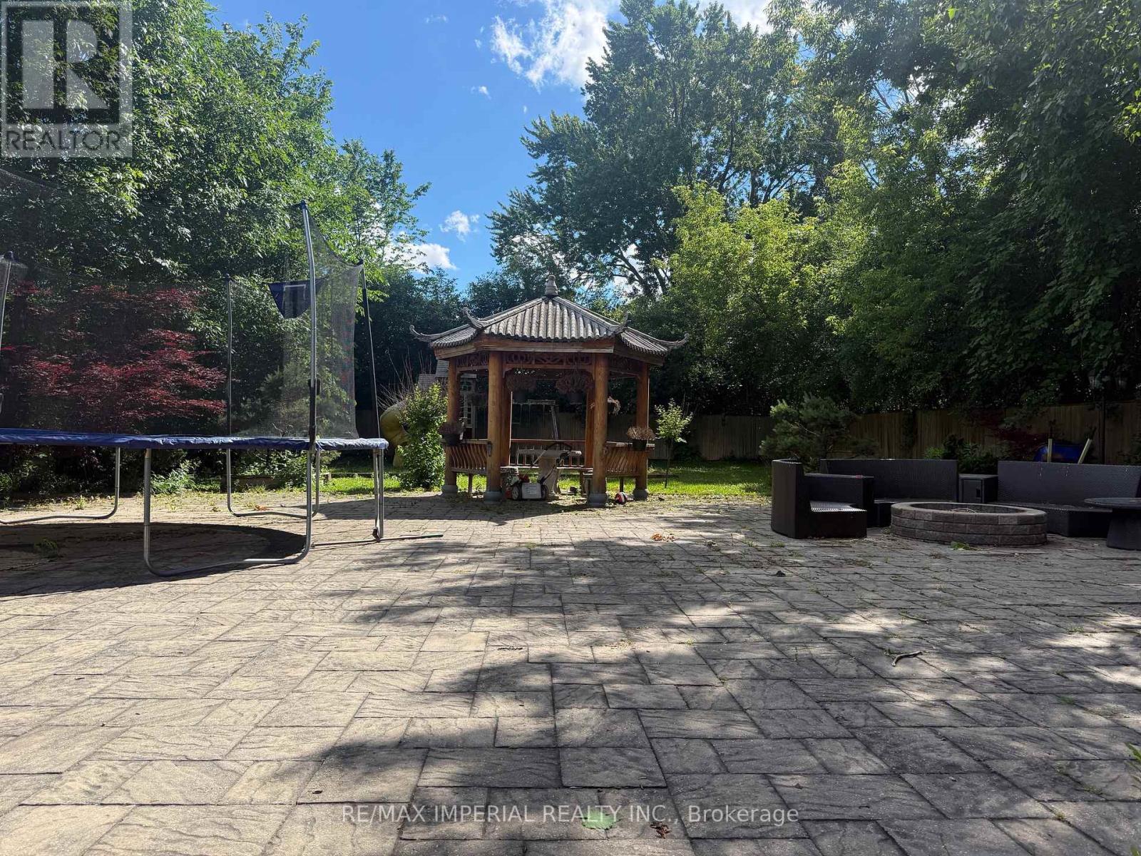 3568 Joan Drive, Mississauga, Ontario  L5B 1T8 - Photo 40 - W13470958
