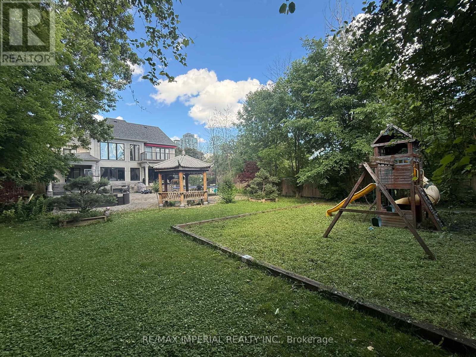 3568 Joan Drive, Mississauga, Ontario  L5B 1T8 - Photo 43 - W13470958