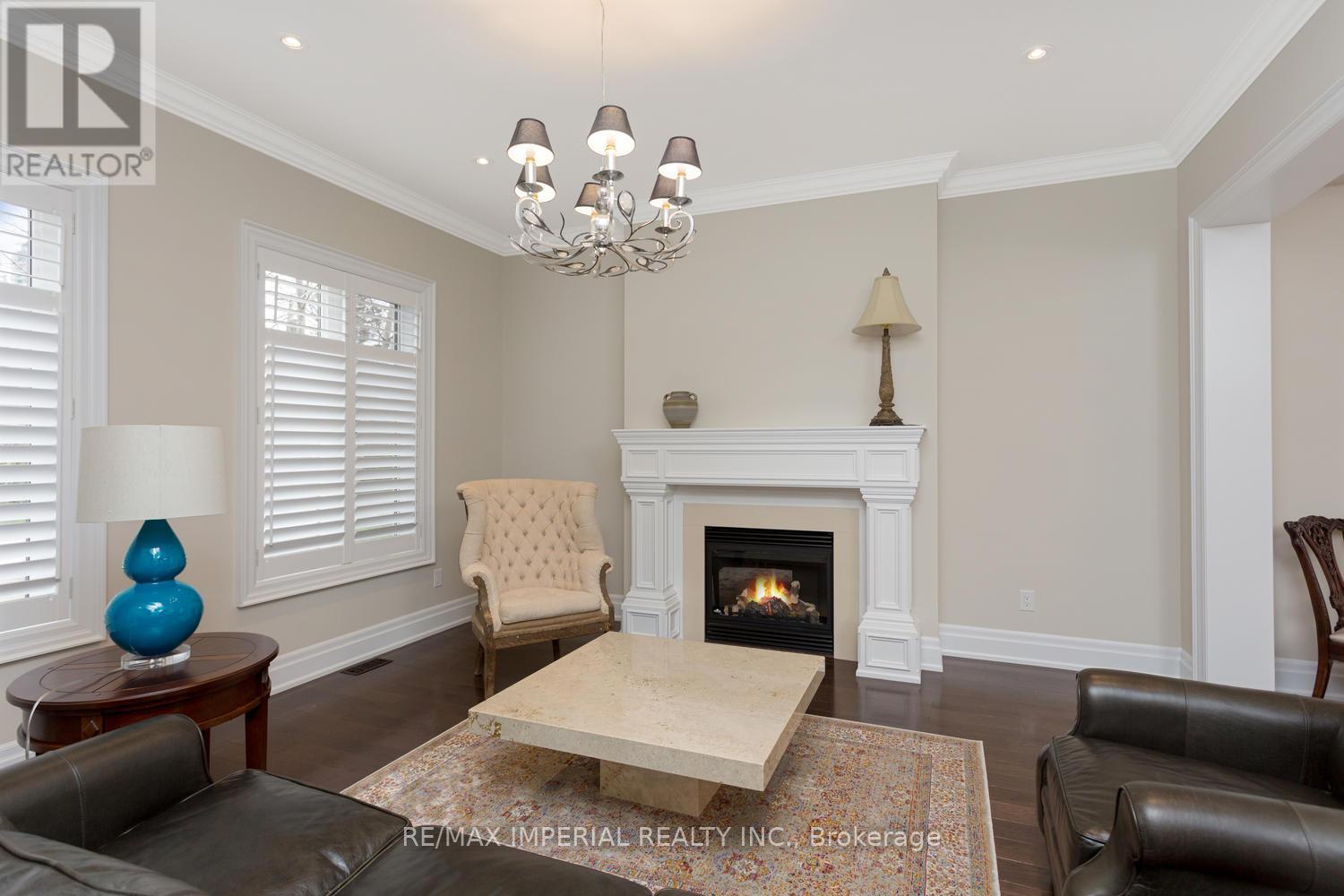 3568 Joan Drive, Mississauga, Ontario  L5B 1T8 - Photo 8 - W13470958