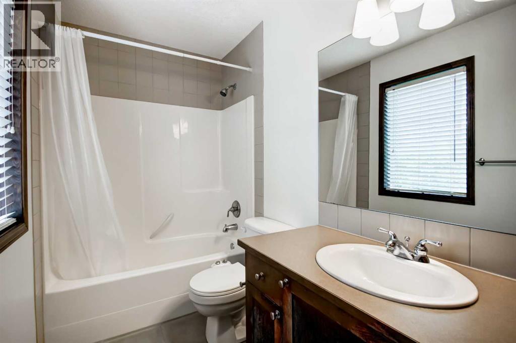 63 Elgin Drive Se, Calgary, Alberta  T2Z 4A8 - Photo 22 - A2322889