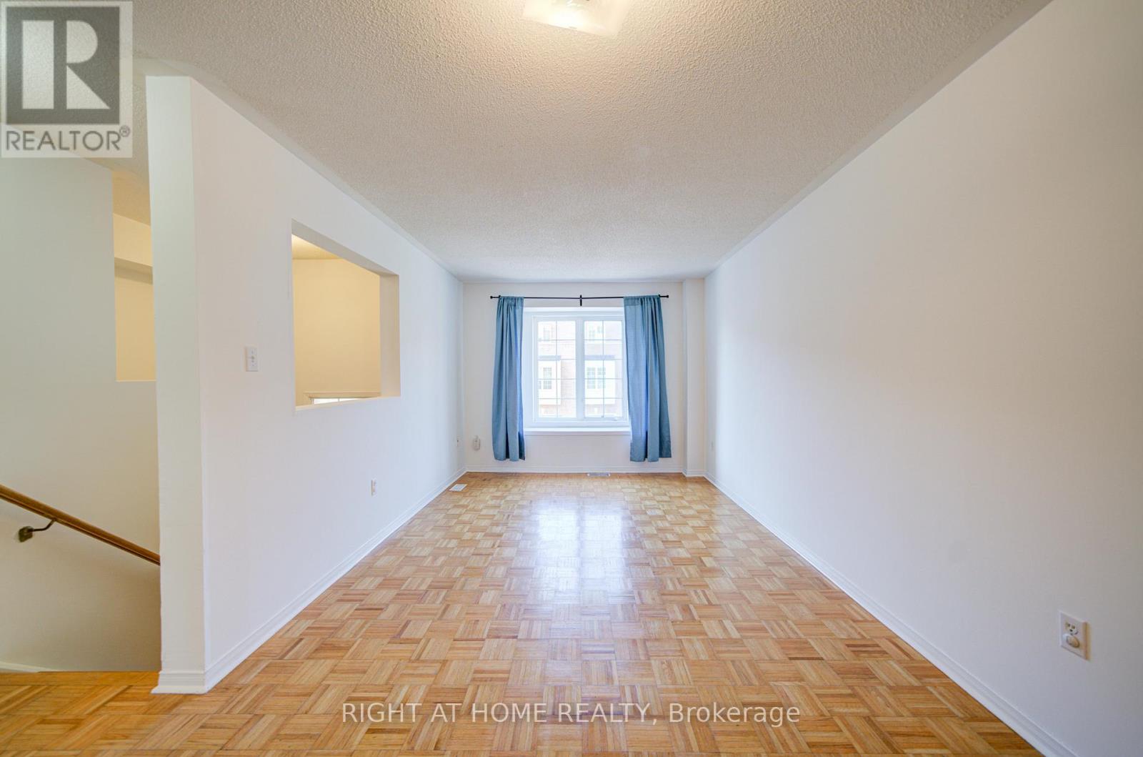 9 - 120 Railroad Street, Brampton, Ontario L6X 5A1 - Photo 6 - W12902958