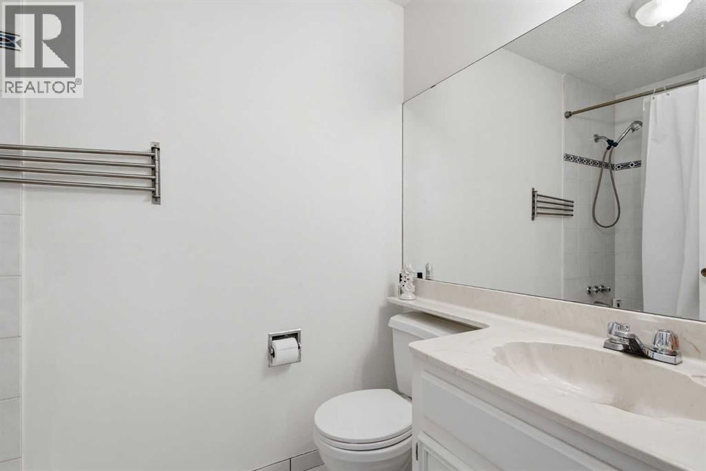 20 Berkshire Court Nw, Calgary, Alberta  T3K 1Z5 - Photo 22 - A2320921