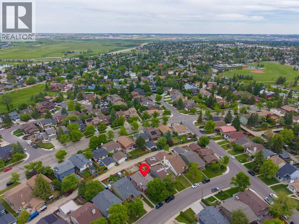 20 Berkshire Court Nw, Calgary, Alberta  T3K 1Z5 - Photo 47 - A2320921