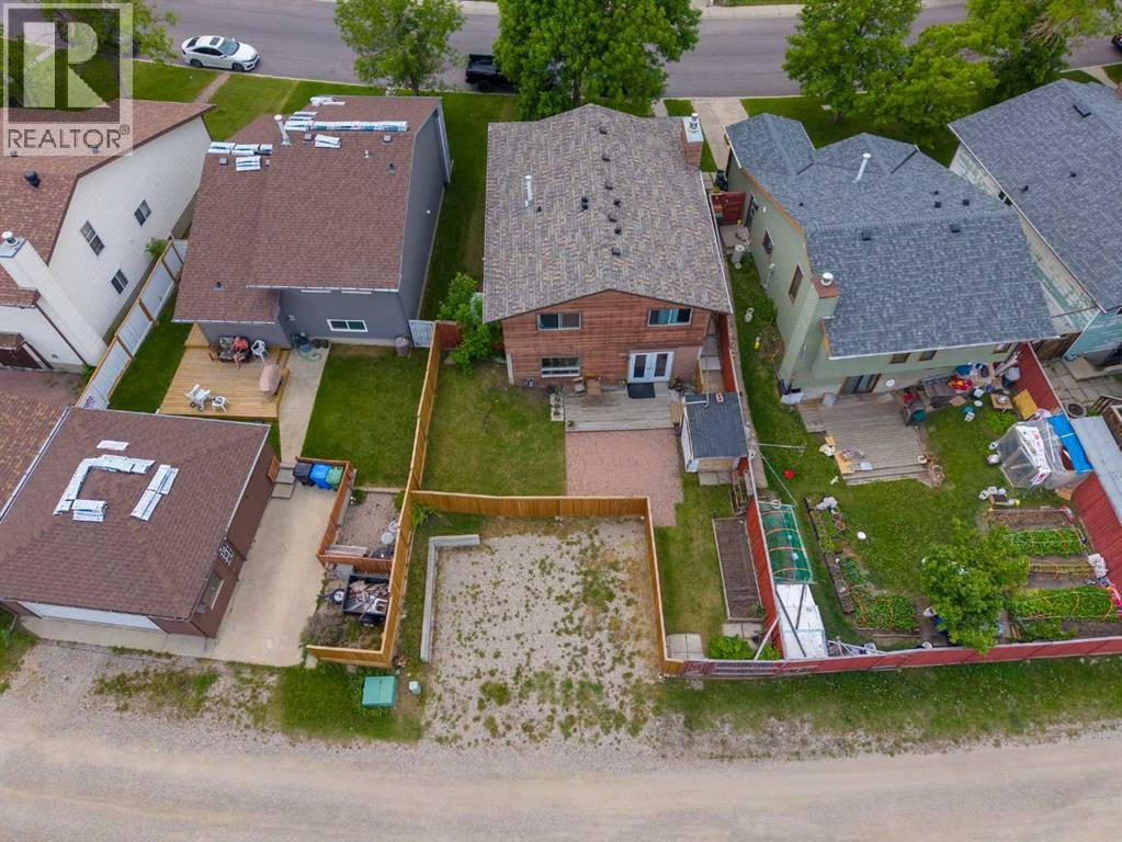 20 Berkshire Court Nw, Calgary, Alberta  T3K 1Z5 - Photo 46 - A2320921