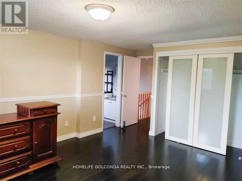 48 Hadden Crescent, Barrie, Ontario L4M 6G6 - Photo 14 - S13471024