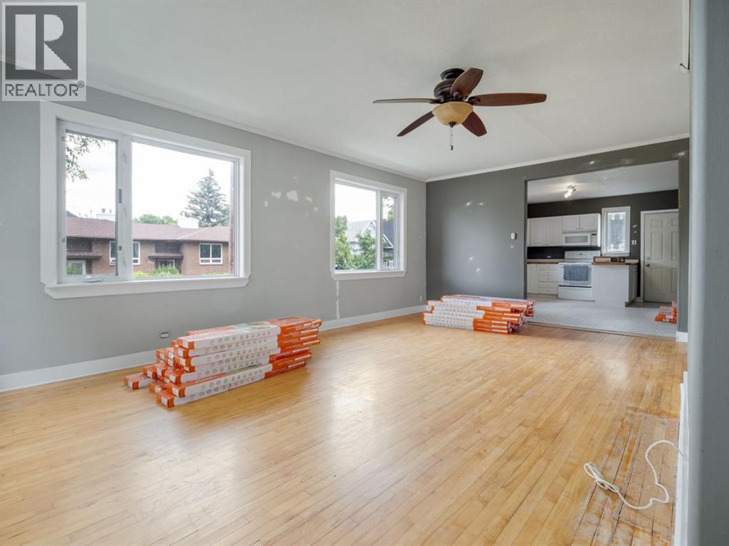 803 6 Street S, Lethbridge, Alberta  T1J 2E7 - Photo 4 - A2322378