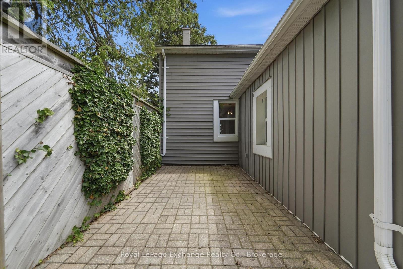 544 Queen Street, Kincardine, Ontario  N2Z 2H9 - Photo 35 - X13455608