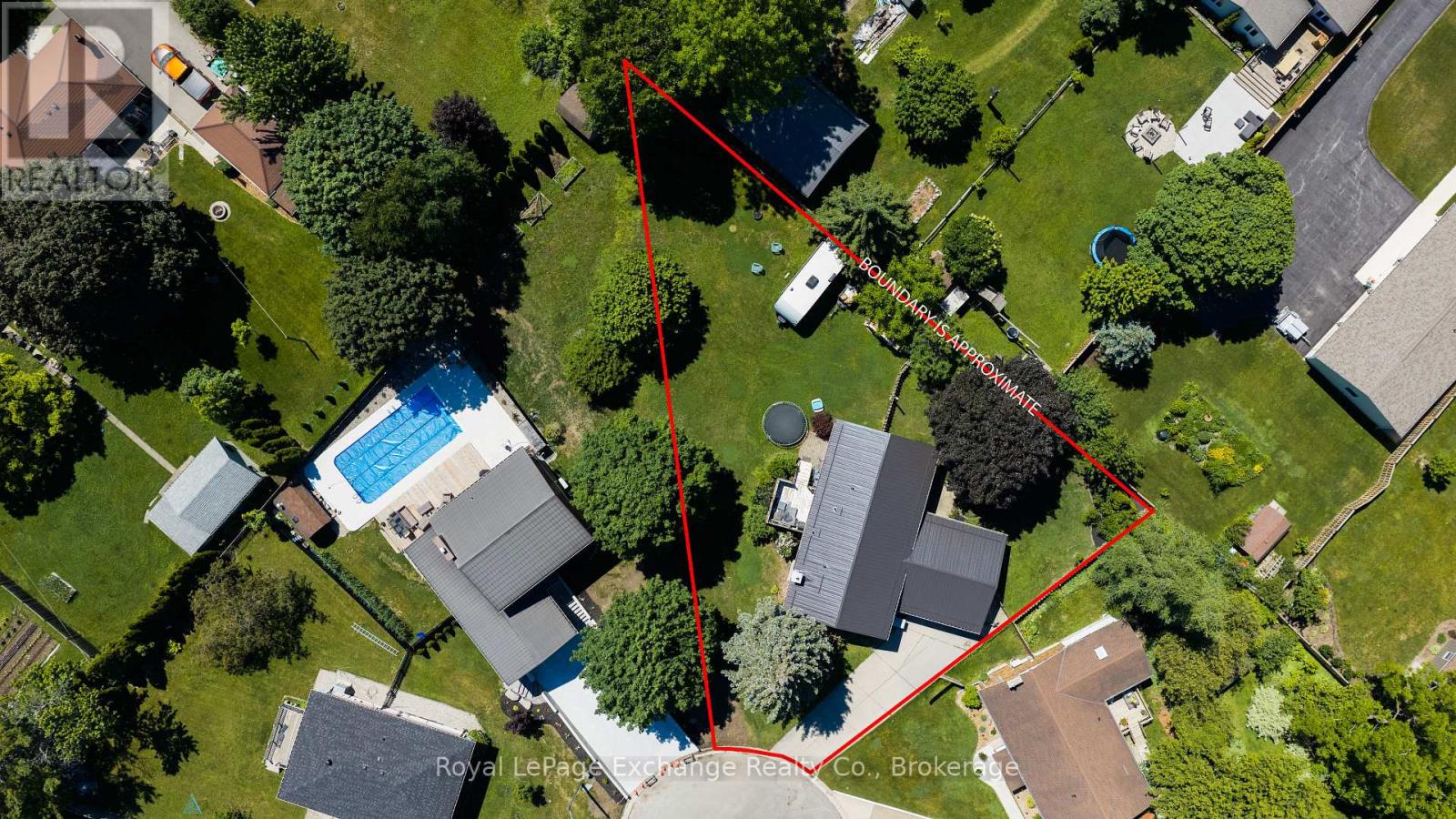 500 Walkers Circle, Kincardine, Ontario  N2Z 2G2 - Photo 4 - X13460172