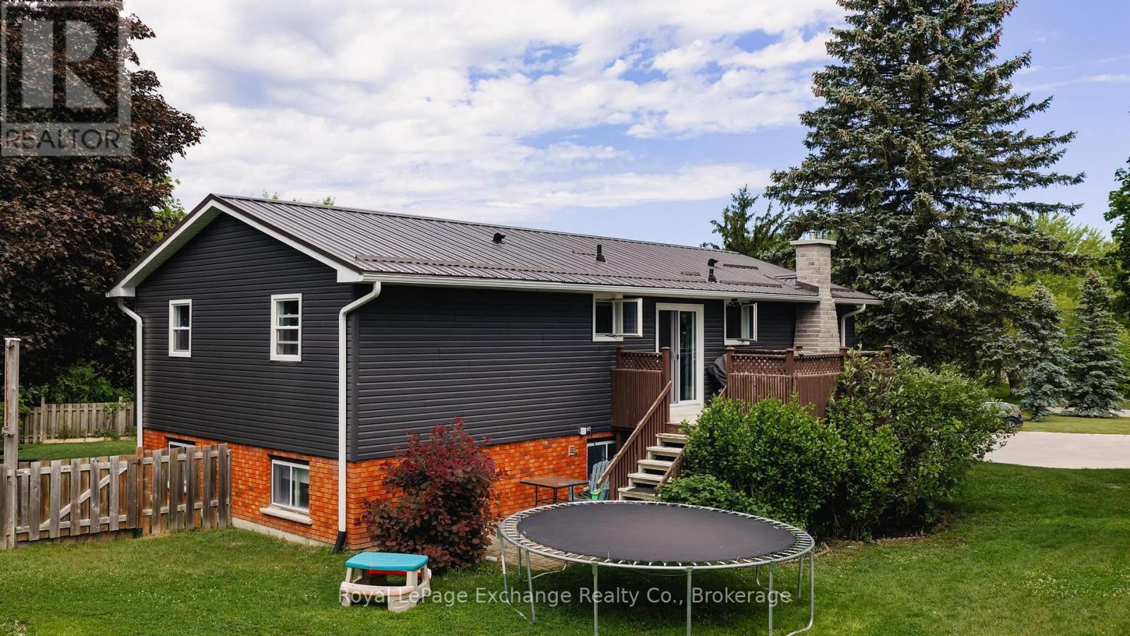 500 Walkers Circle, Kincardine, Ontario  N2Z 2G2 - Photo 42 - X13460172