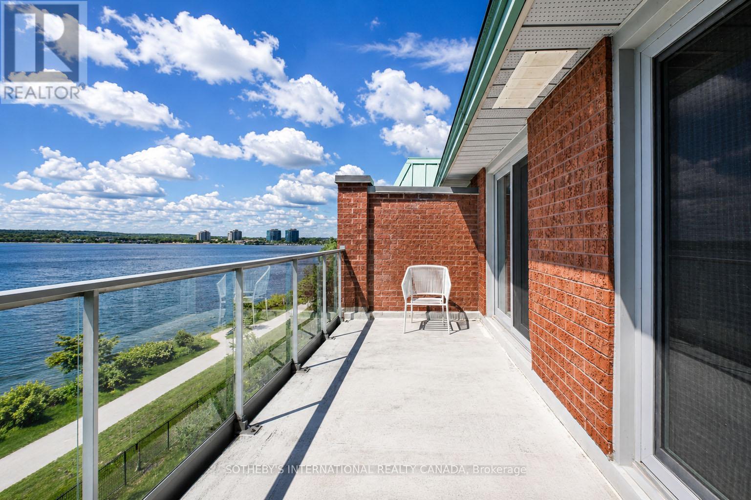 303 - 21 Kempenfelt Drive, Barrie, Ontario  L4M 1B8 - Photo 12 - S13469046
