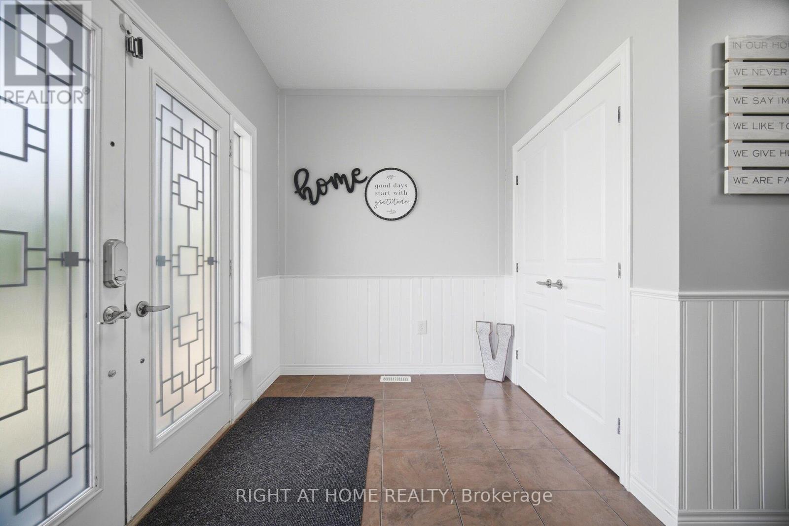 79 Garinger Crescent, Hamilton, Ontario L0R 1C0 - Photo 7 - X13471034