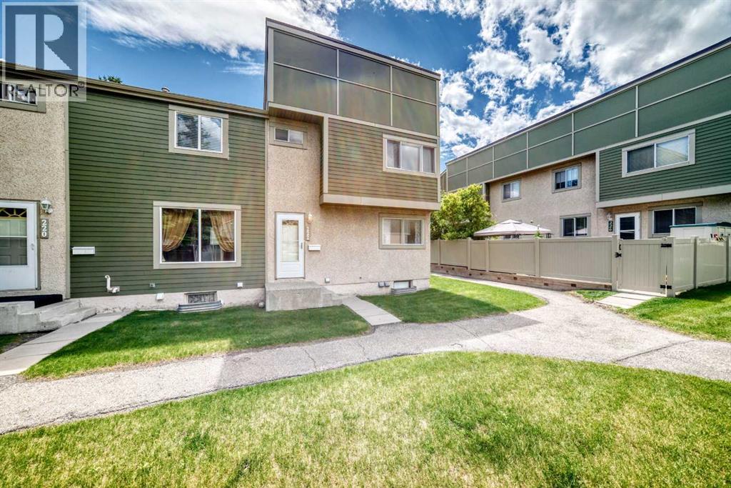 222, 406 Blackthorn Road Ne, Calgary, Alberta  T2K 1K5 - Photo 3 - A2322918