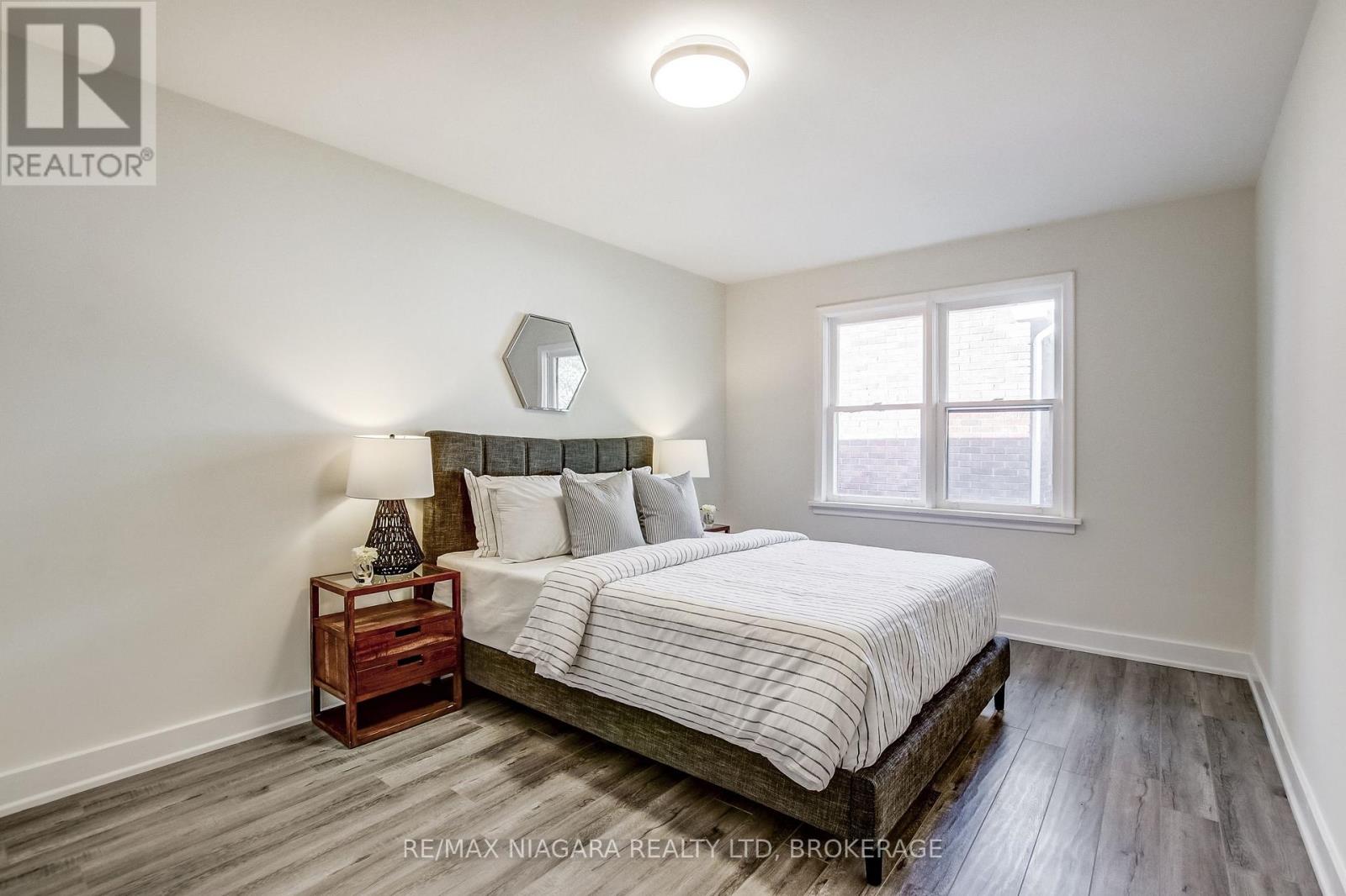 Main Level - 6801 Dunn Street, Niagara Falls, Ontario L2G 2R3 - Photo 6 - X13471086