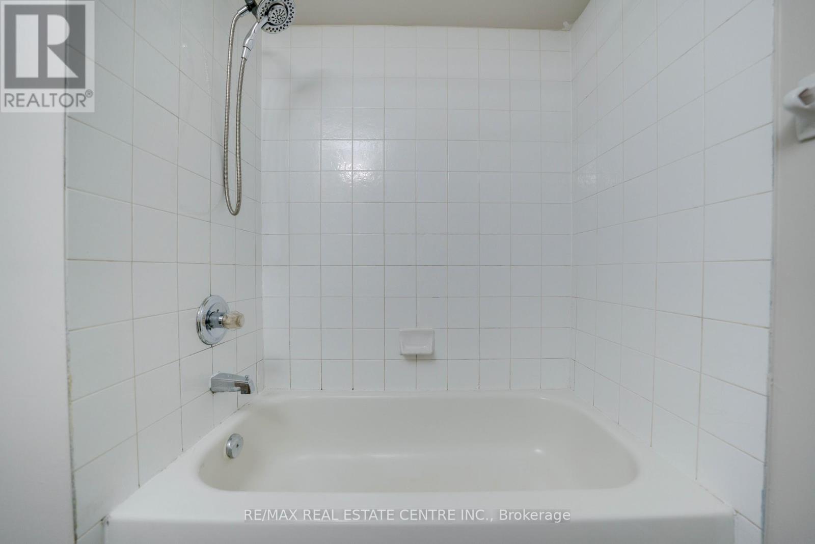 32 - 76 Frances Avenue, Hamilton, Ontario  L8E 5X2 - Photo 33 - X13470010