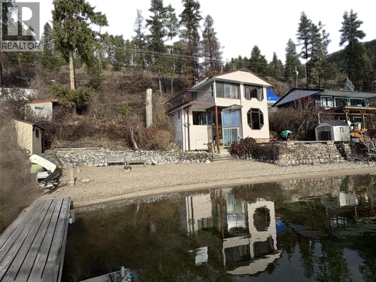 125 Brown Road, Christina Lake, British Columbia  V0H 1E1 - Photo 3 - 10372770