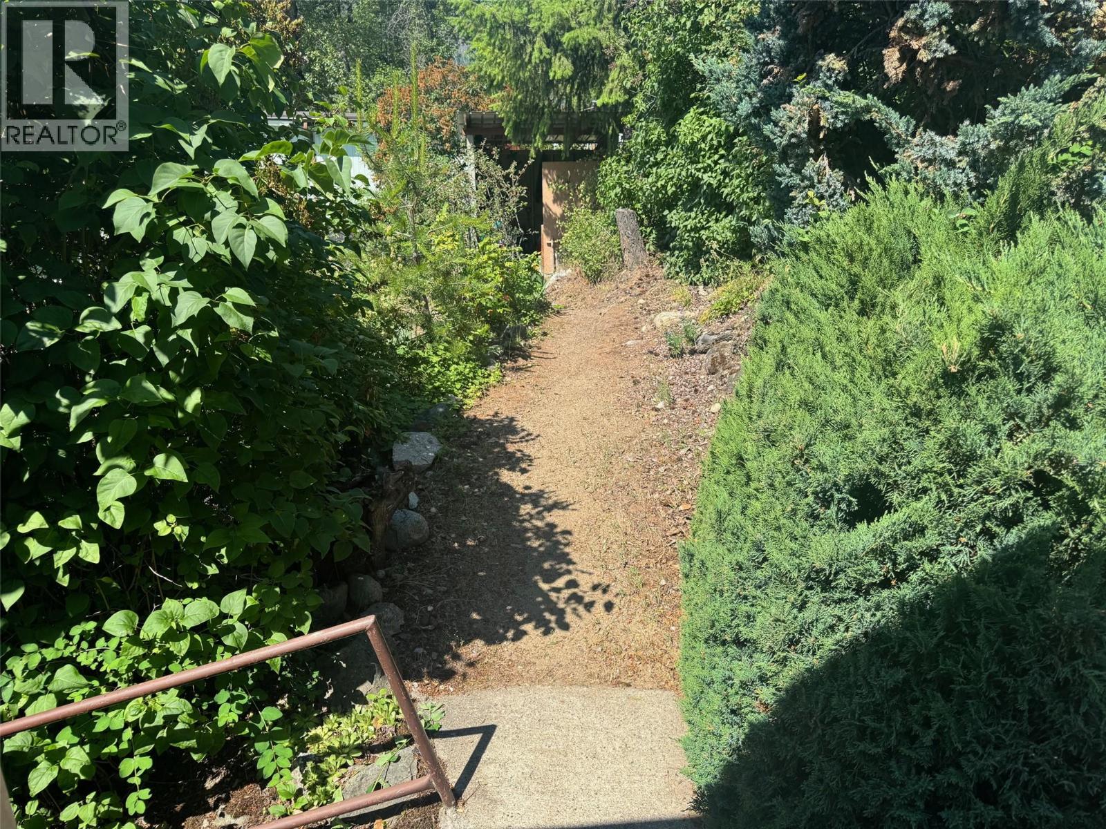 125 Brown Road, Christina Lake, British Columbia  V0H 1E1 - Photo 36 - 10372770