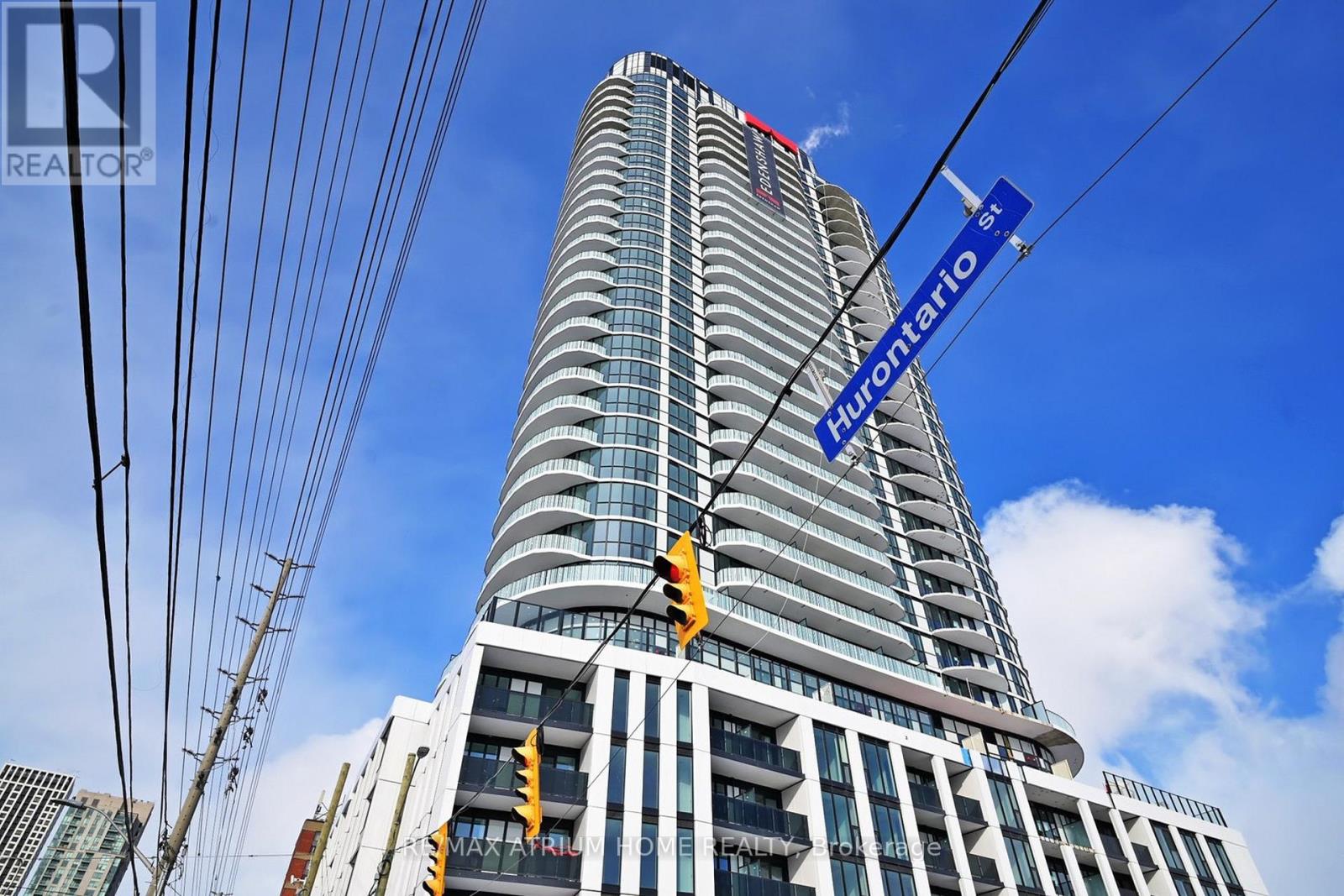621 - 1 FAIRVIEW ROAD E, Mississauga, Ontario