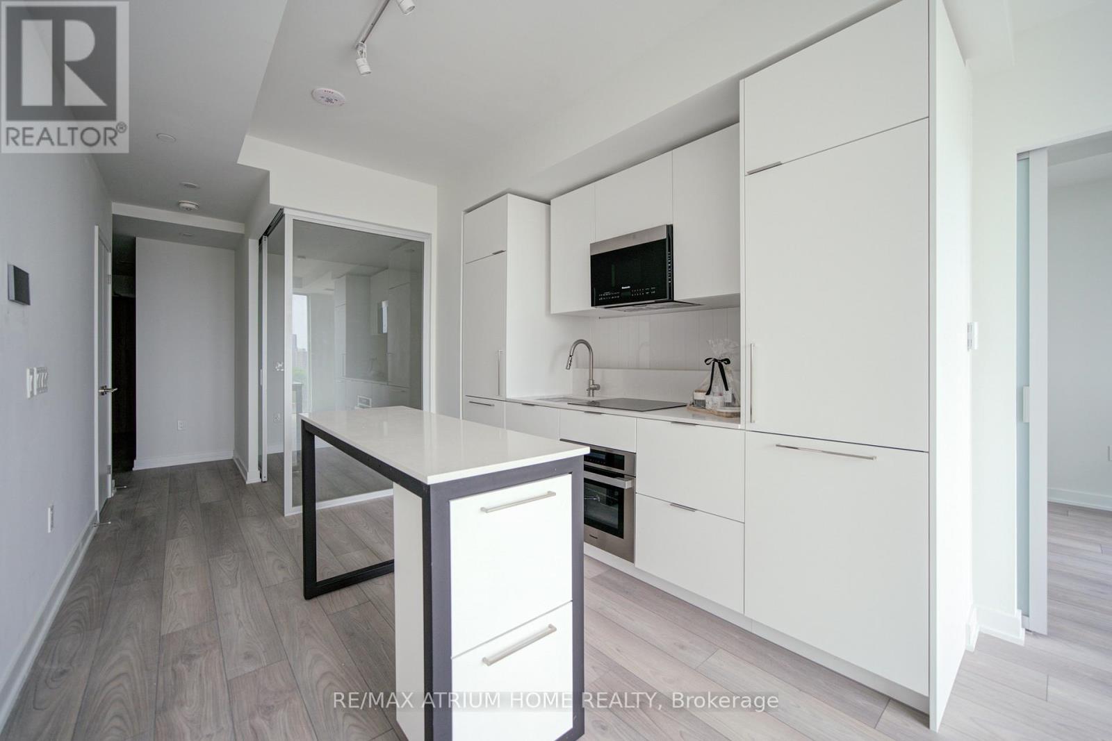 621 - 1 Fairview Road E, Mississauga, Ontario  L5A 4C6 - Photo 17 - W13464170