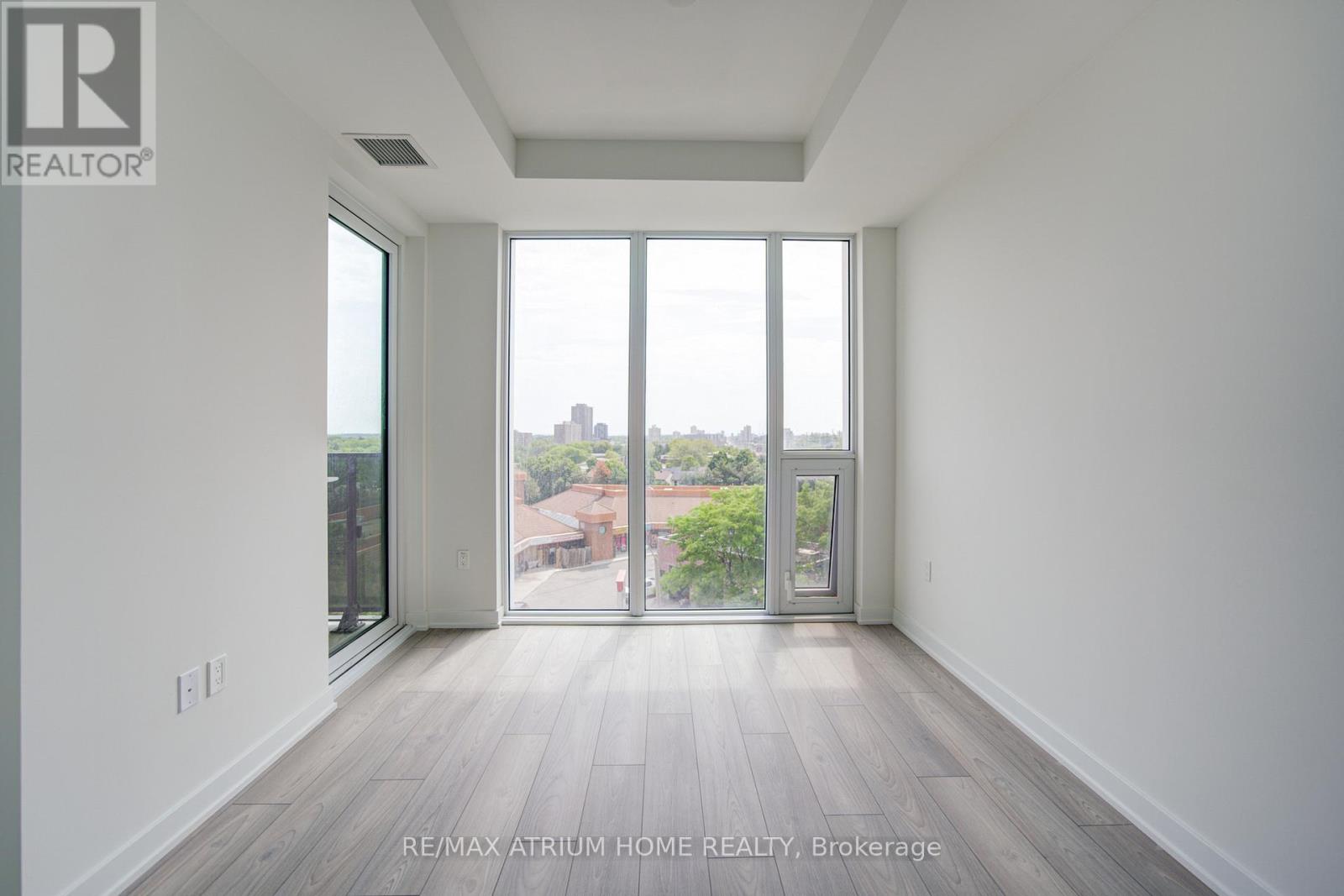 621 - 1 Fairview Road E, Mississauga, Ontario  L5A 4C6 - Photo 24 - W13464170
