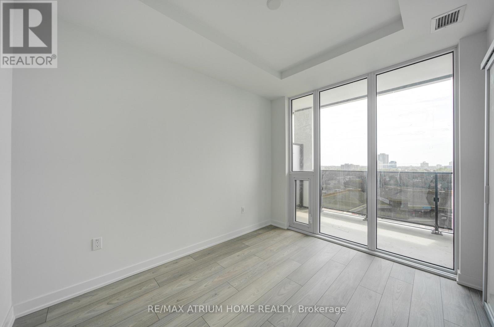621 - 1 Fairview Road E, Mississauga, Ontario  L5A 4C6 - Photo 22 - W13464170