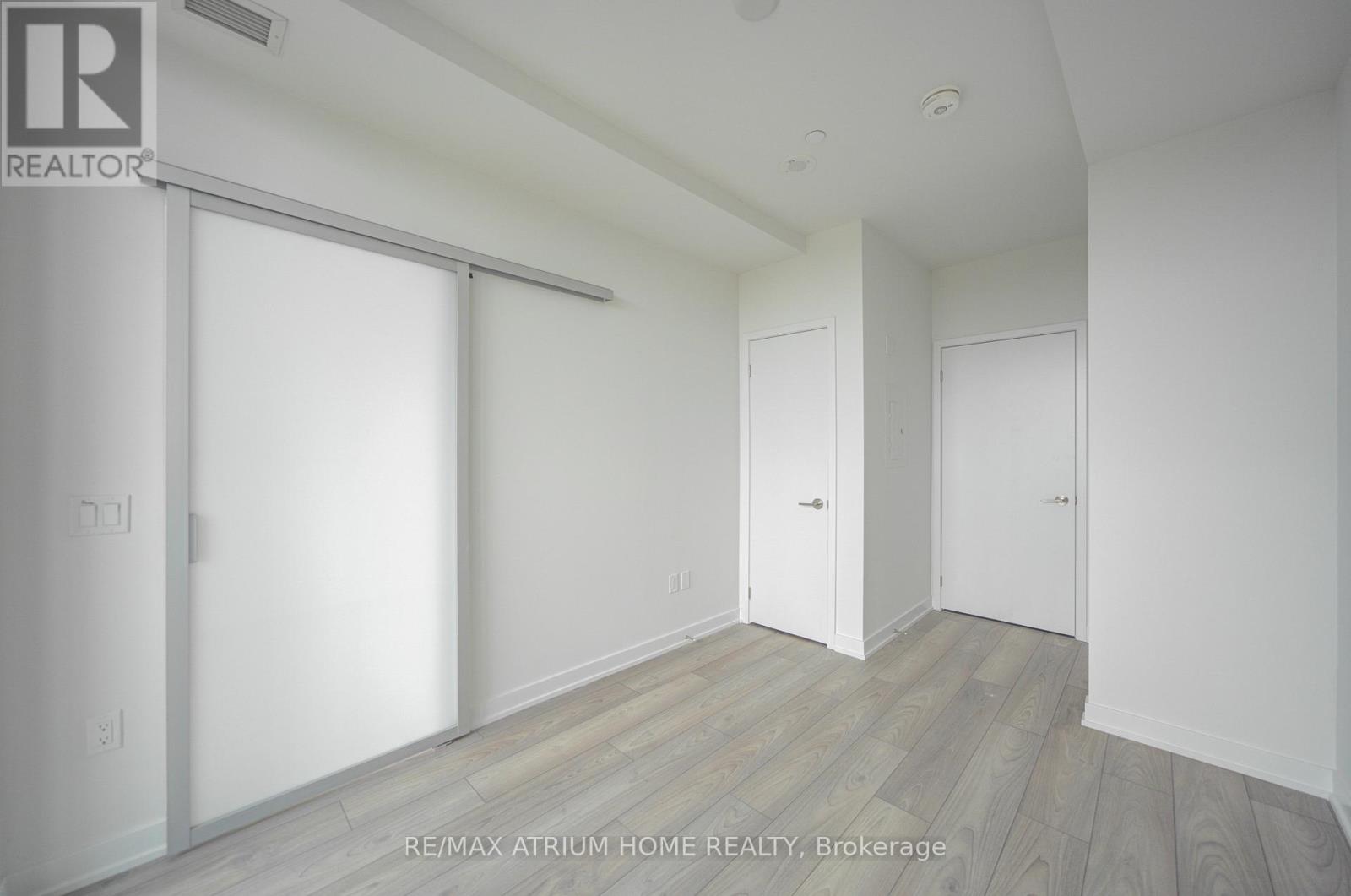 621 - 1 Fairview Road E, Mississauga, Ontario  L5A 4C6 - Photo 31 - W13464170