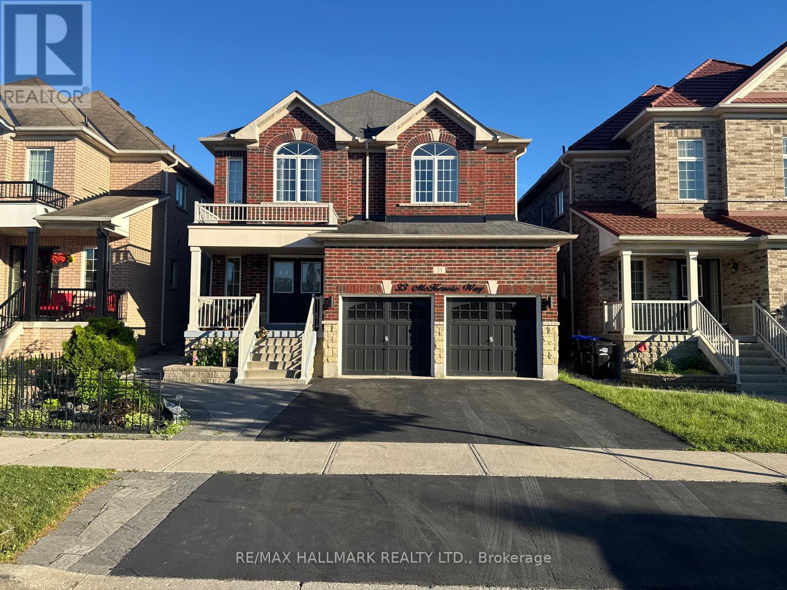 33 MCKENZIE WAY, Bradford West Gwillimbury, Ontario