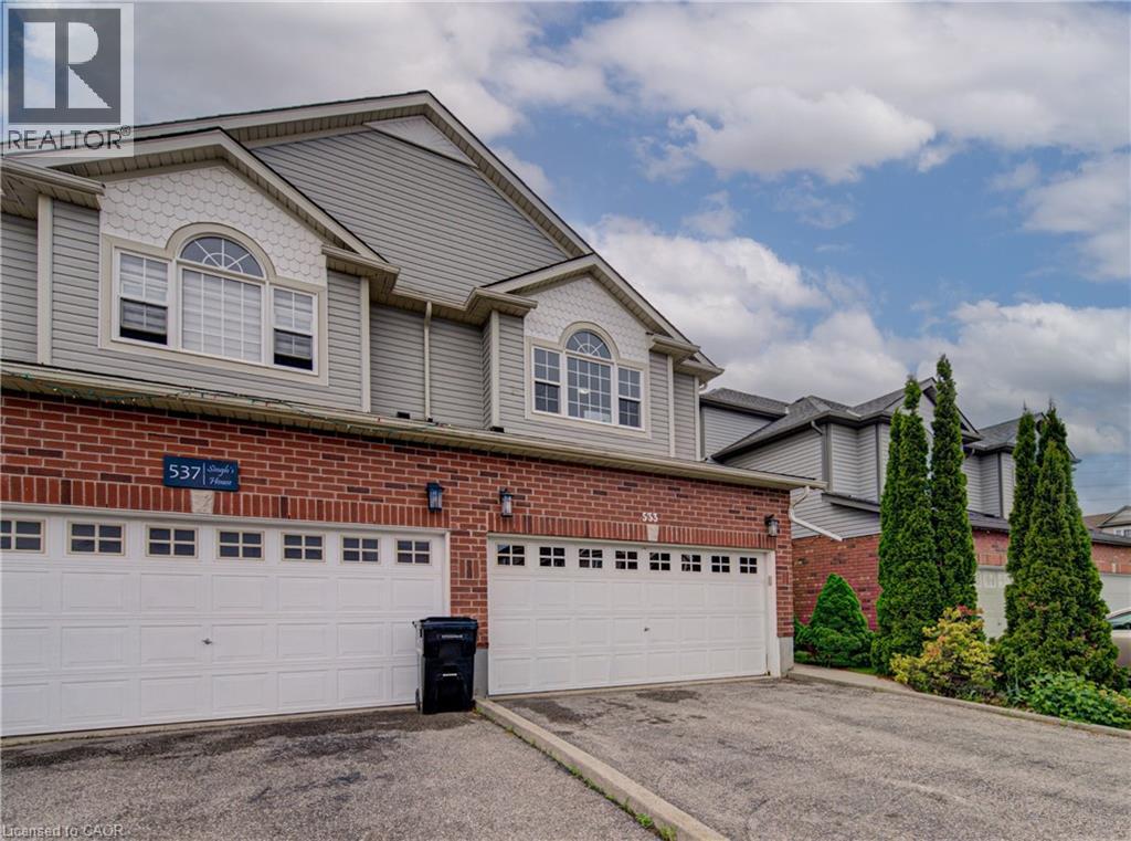 533 Activa Avenue, Kitchener, Ontario  N2E 4C2 - Photo 3 - 40836491