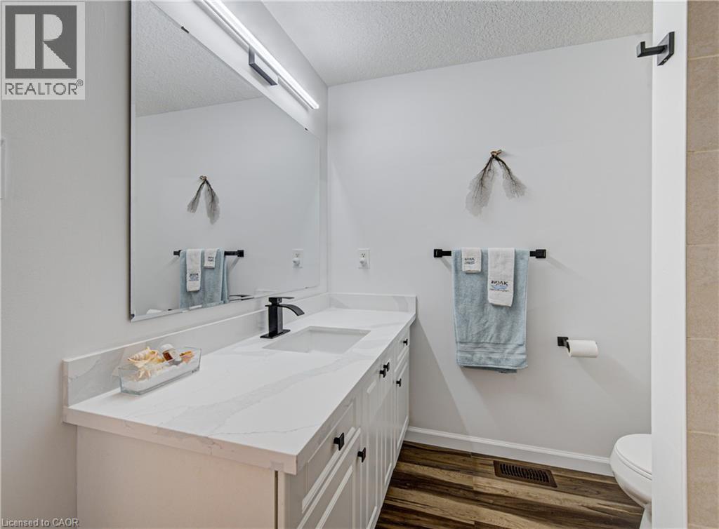 533 Activa Avenue, Kitchener, Ontario  N2E 4C2 - Photo 29 - 40836491