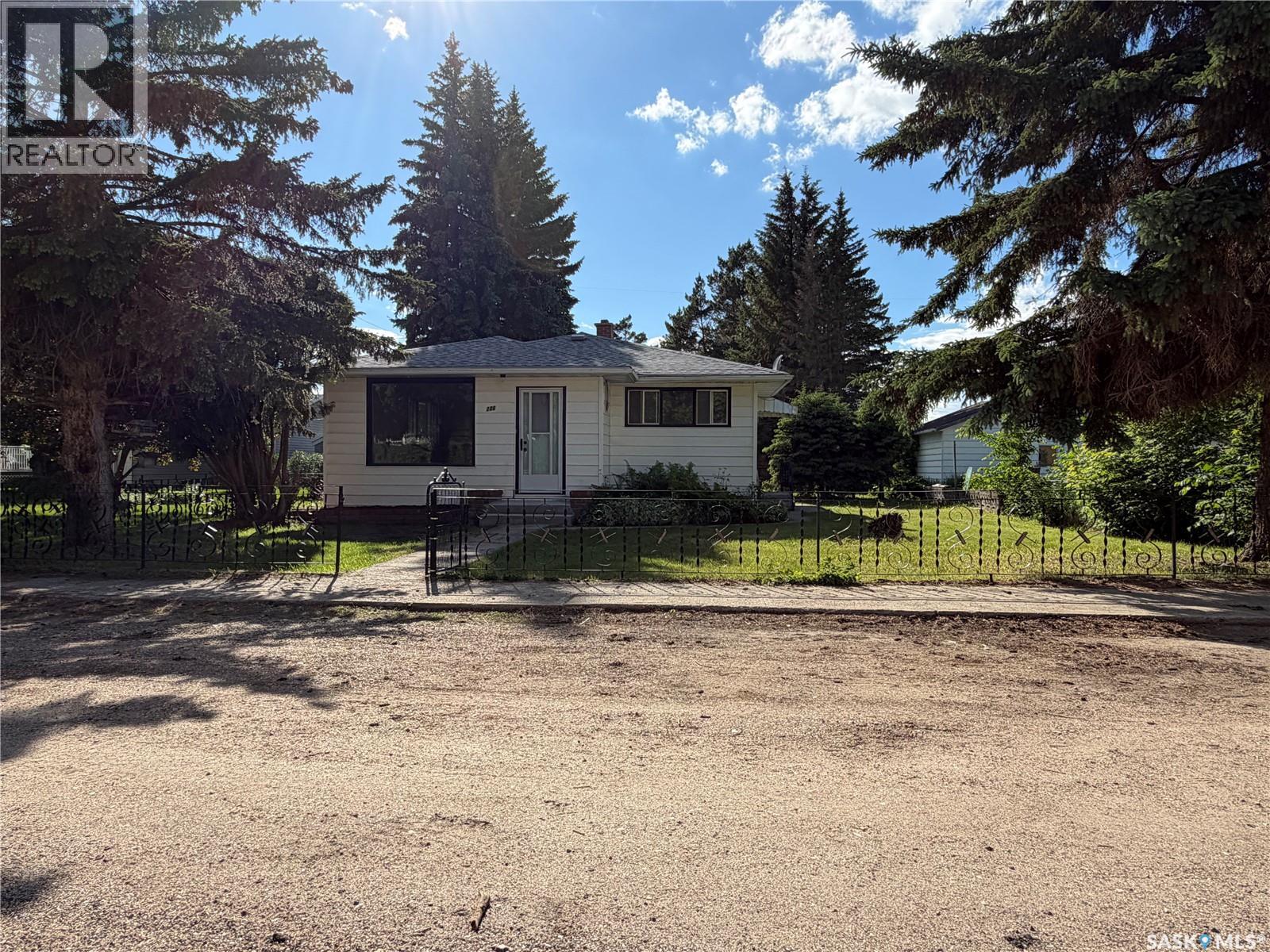 206 Watson STREET, Lipton, Saskatchewan