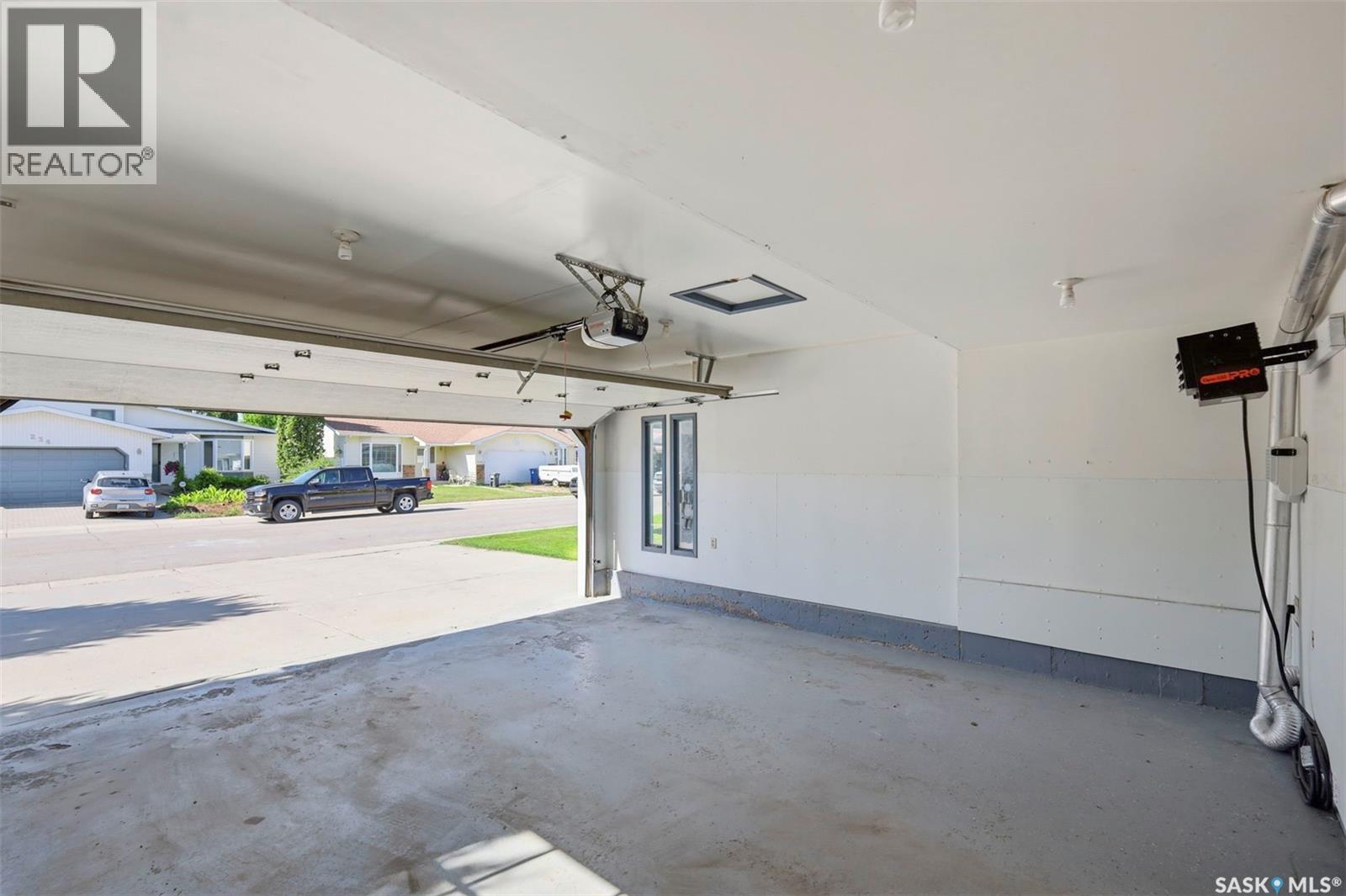 235 Bronson Way, Saskatoon, Saskatchewan S7J 5E5 - Photo 38 - SK040122