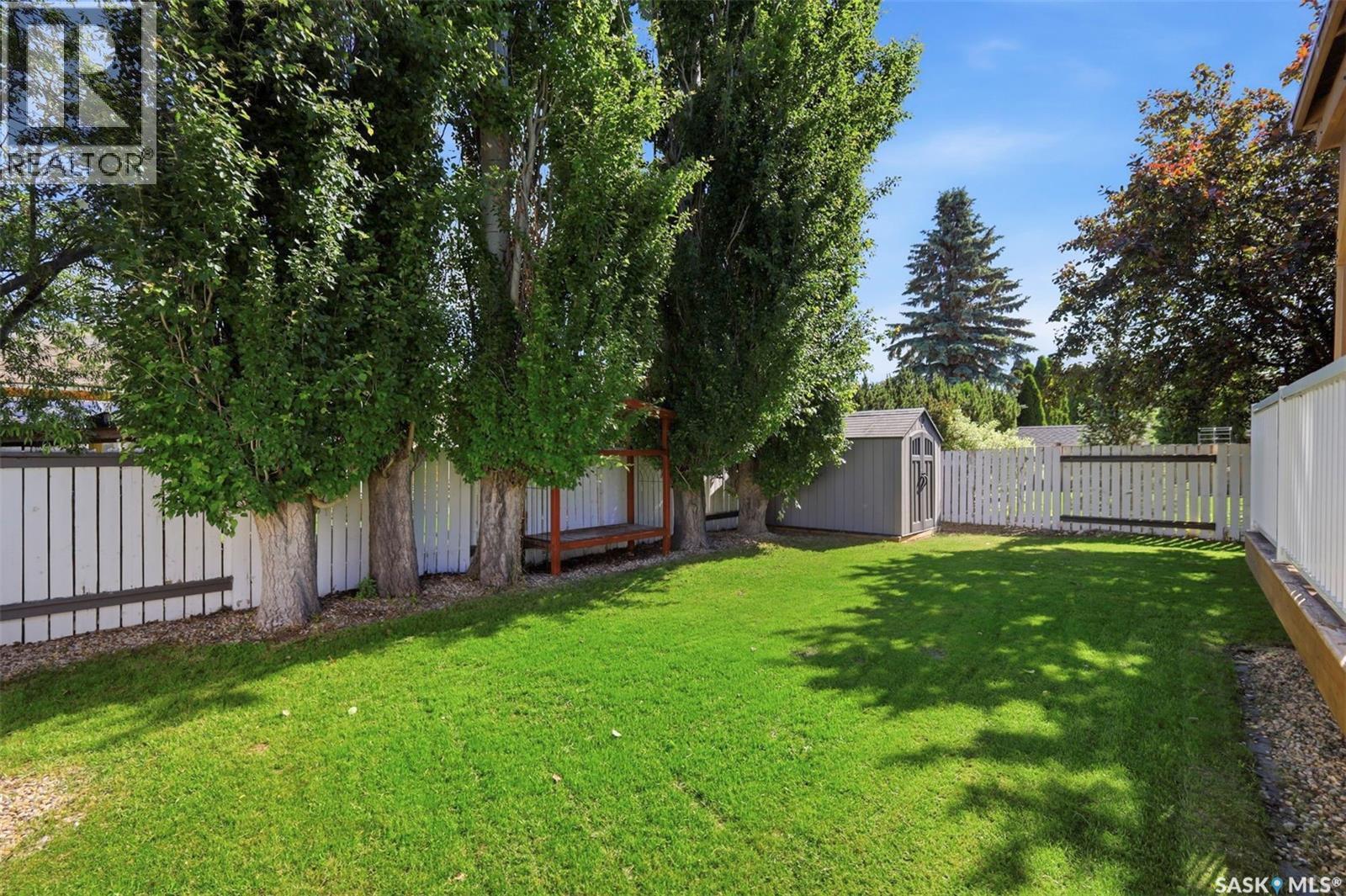 235 Bronson Way, Saskatoon, Saskatchewan S7J 5E5 - Photo 47 - SK040122