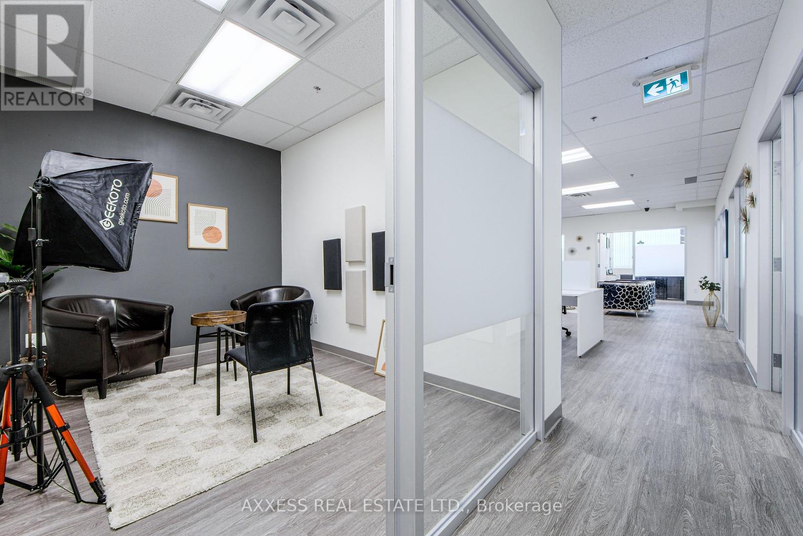 400 - 30 Eglinton Avenue W, Mississauga, Ontario  L5R 3E7 - Photo 16 - W13471078