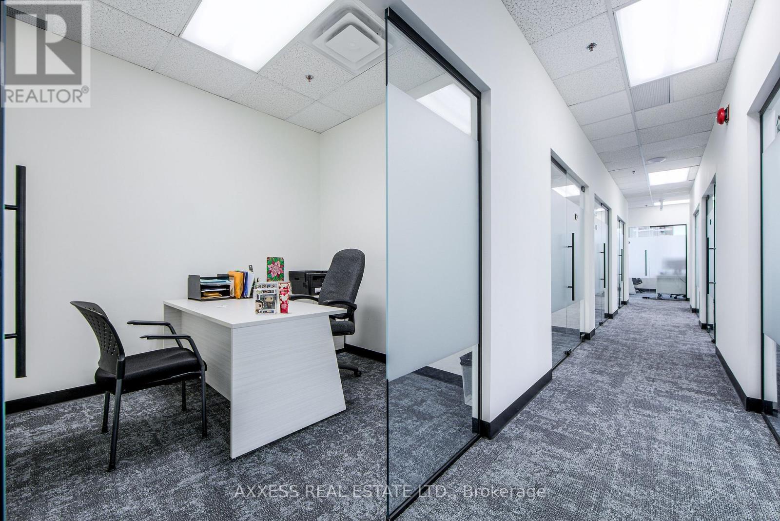 400 - 30 Eglinton Avenue W, Mississauga, Ontario  L5R 3E7 - Photo 29 - W13471078