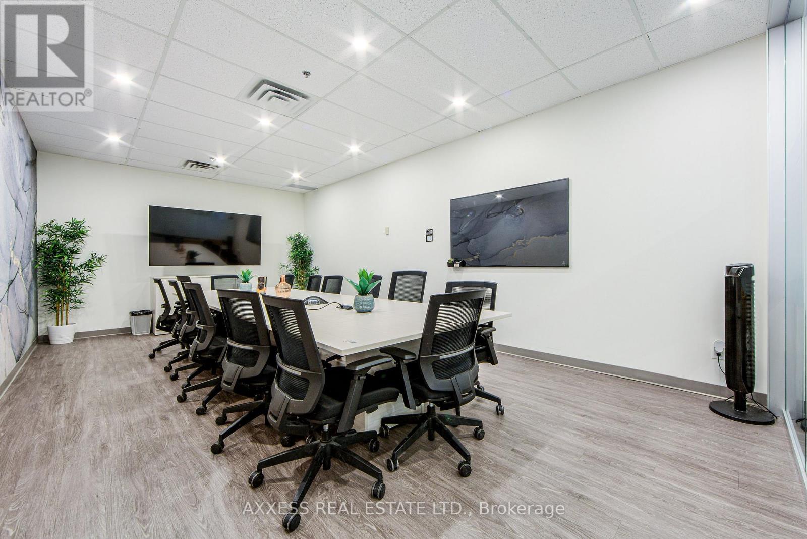 400 - 30 Eglinton Avenue W, Mississauga, Ontario  L5R 3E7 - Photo 5 - W13471078