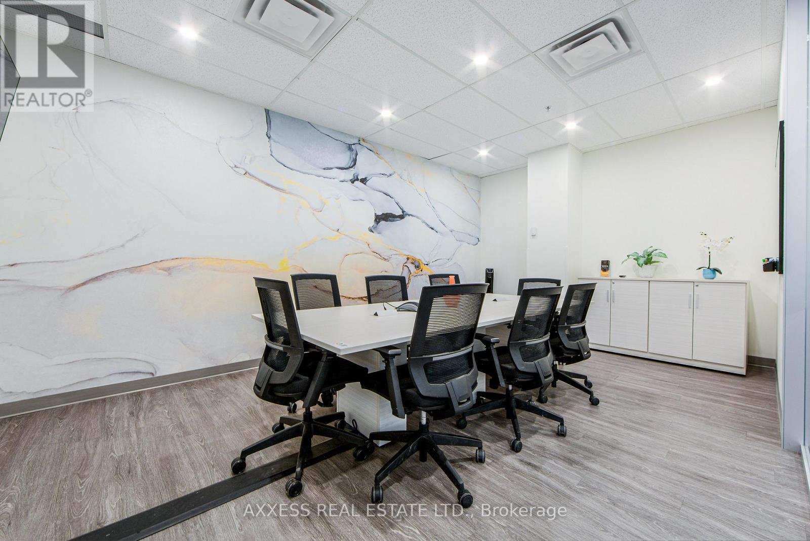400 - 30 Eglinton Avenue W, Mississauga, Ontario  L5R 3E7 - Photo 7 - W13471078