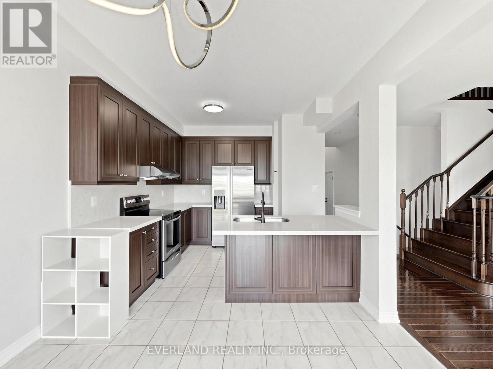 306 Hammersly Boulevard, Markham, Ontario  L6E 2C4 - Photo 11 - N13469878