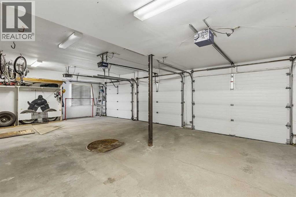 65 Woodpath Terrace SW, Calgary, Alberta  T2W 5Z5 - Photo 45 - A2320982