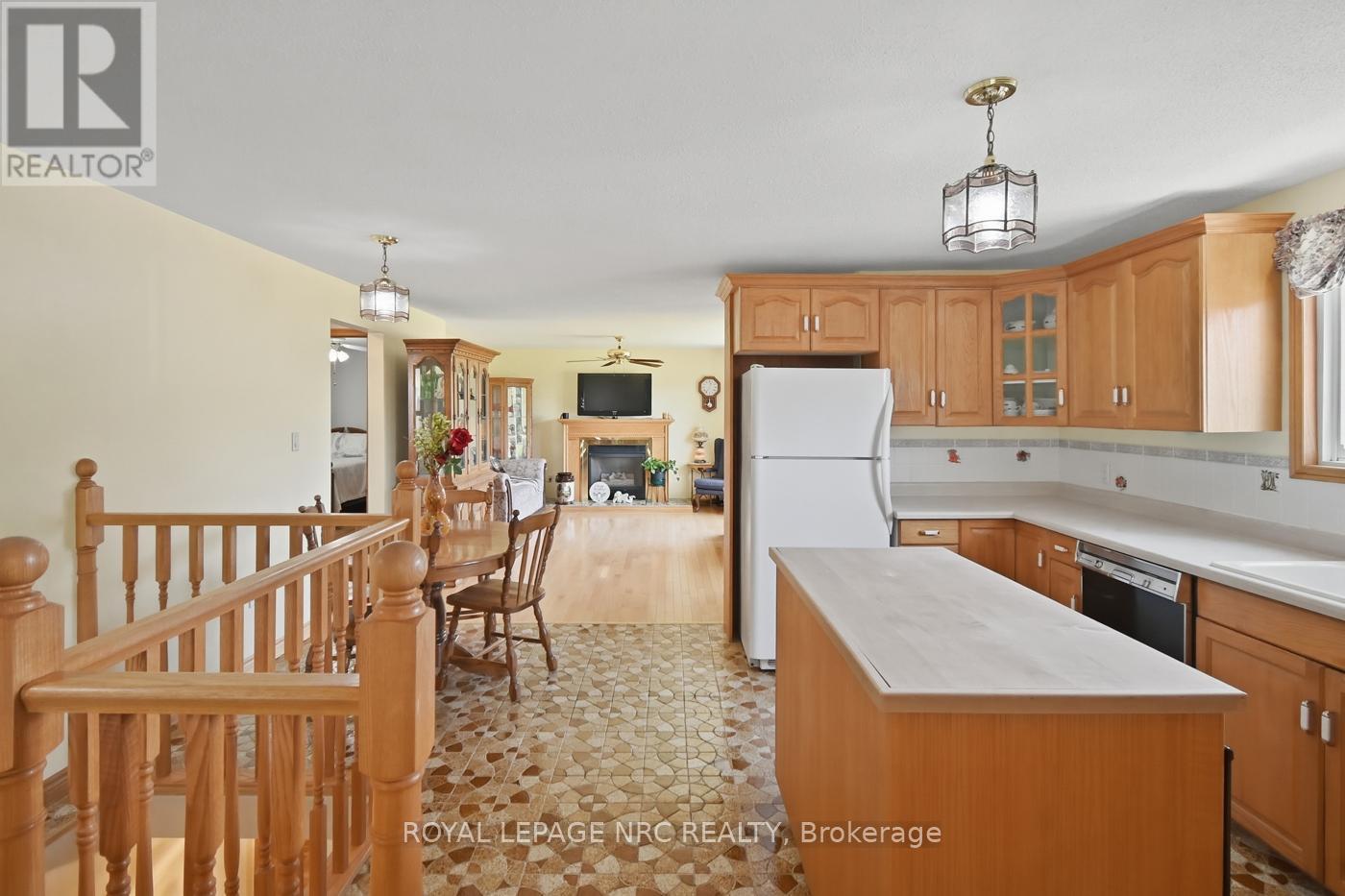 74 Dolphin Street, Port Colborne, Ontario L3K 2J2 - Photo 12 - X13471150