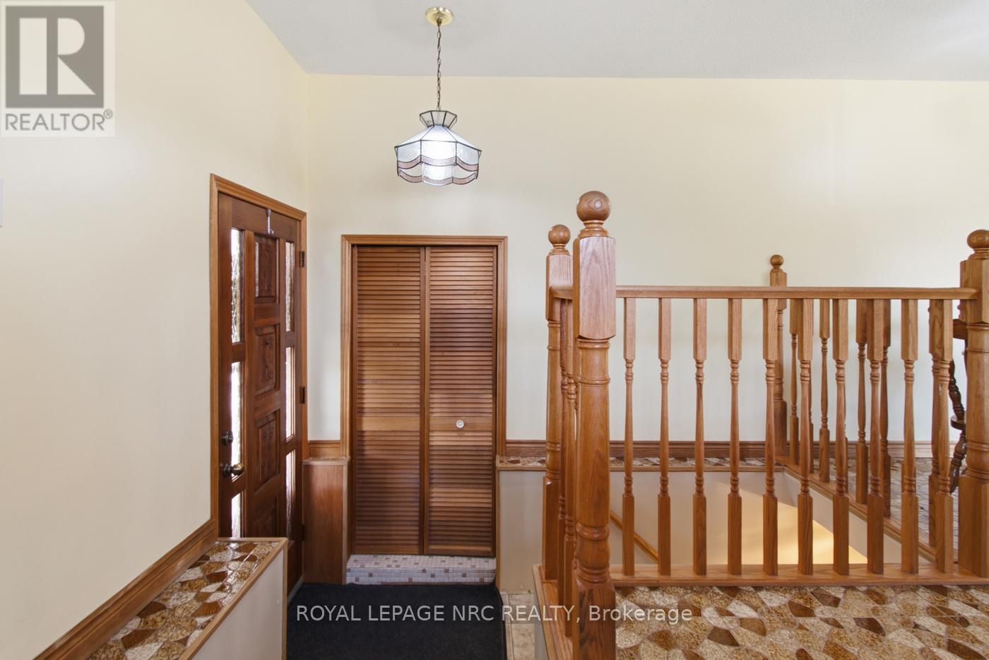 74 Dolphin Street, Port Colborne, Ontario L3K 2J2 - Photo 18 - X13471150
