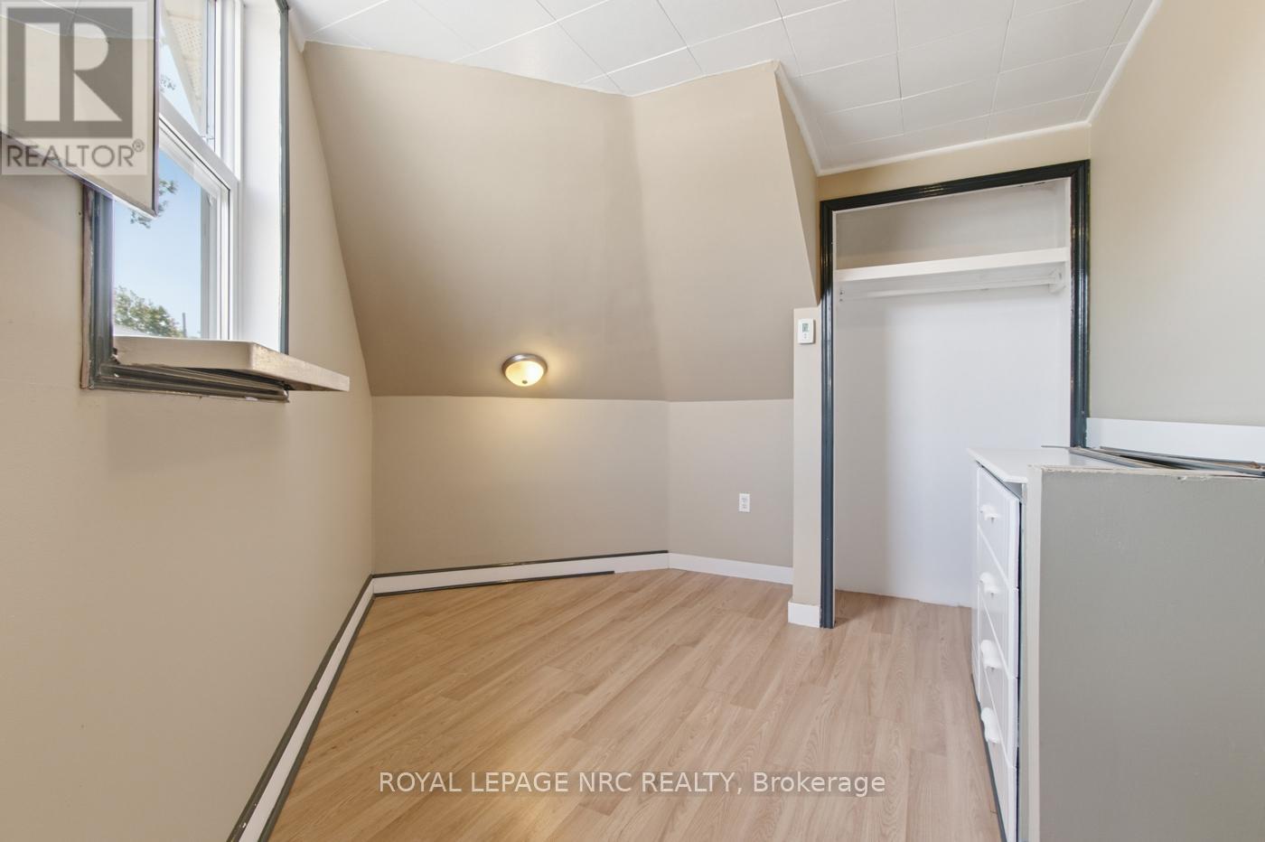 74 Dolphin Street, Port Colborne, Ontario L3K 2J2 - Photo 37 - X13471150