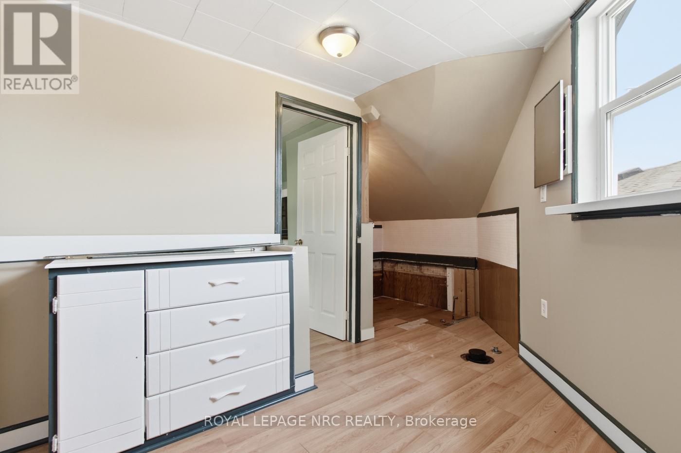 74 Dolphin Street, Port Colborne, Ontario L3K 2J2 - Photo 38 - X13471150