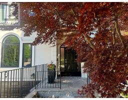 594 WOBURN AVENUE, Toronto, Ontario