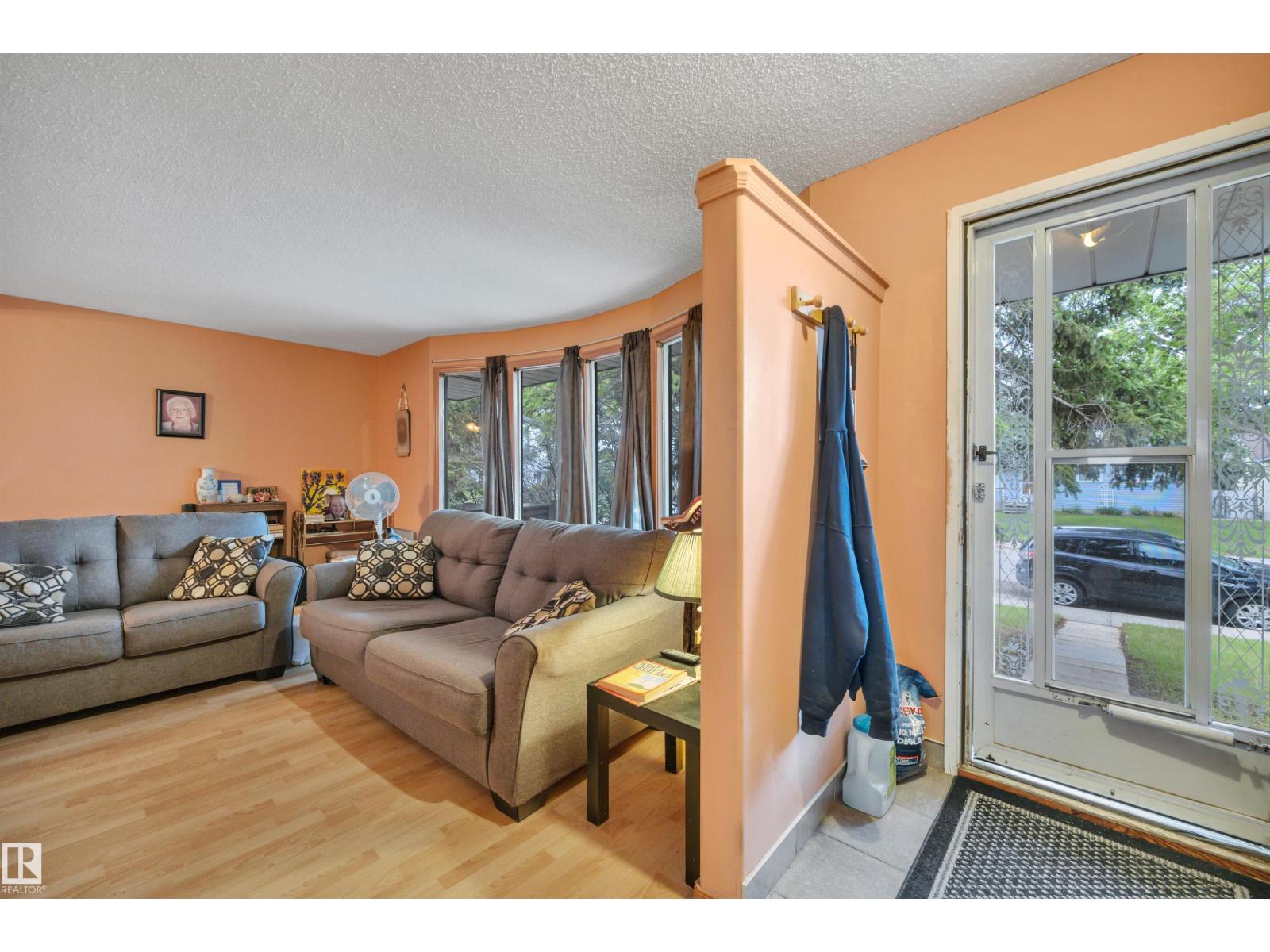 107 Corinthia Dr, Leduc, Alberta  T9E 4K5 - Photo 5 - E4494318