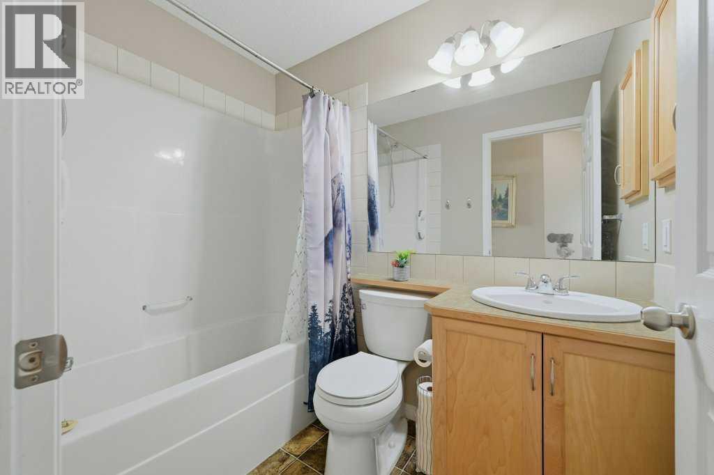 358 Prestwick Circle SE, Calgary, Alberta  T2Z 4P4 - Photo 20 - A2322490