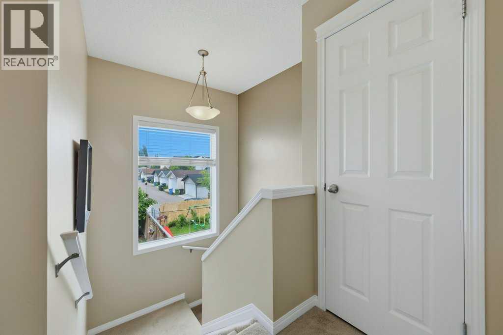 358 Prestwick Circle SE, Calgary, Alberta  T2Z 4P4 - Photo 21 - A2322490