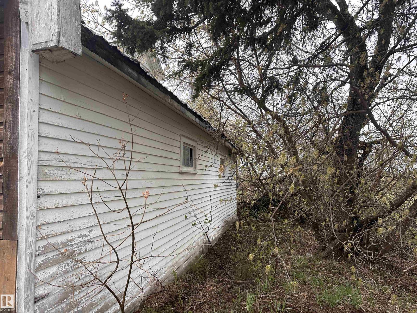5011 50 Av, Fawcett, Alberta  T0G 0Y0 - Photo 9 - E4494922