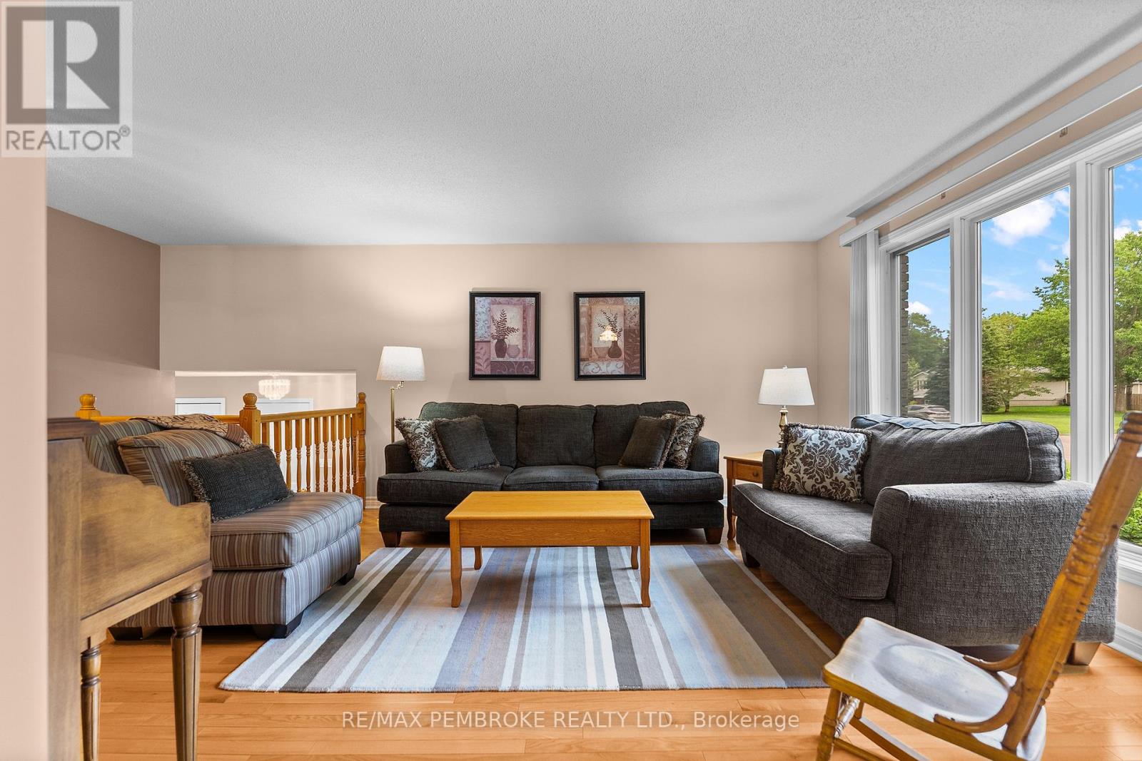 44 Ravenwood Crescent, Petawawa, Ontario  K8H 3N1 - Photo 11 - X13471186
