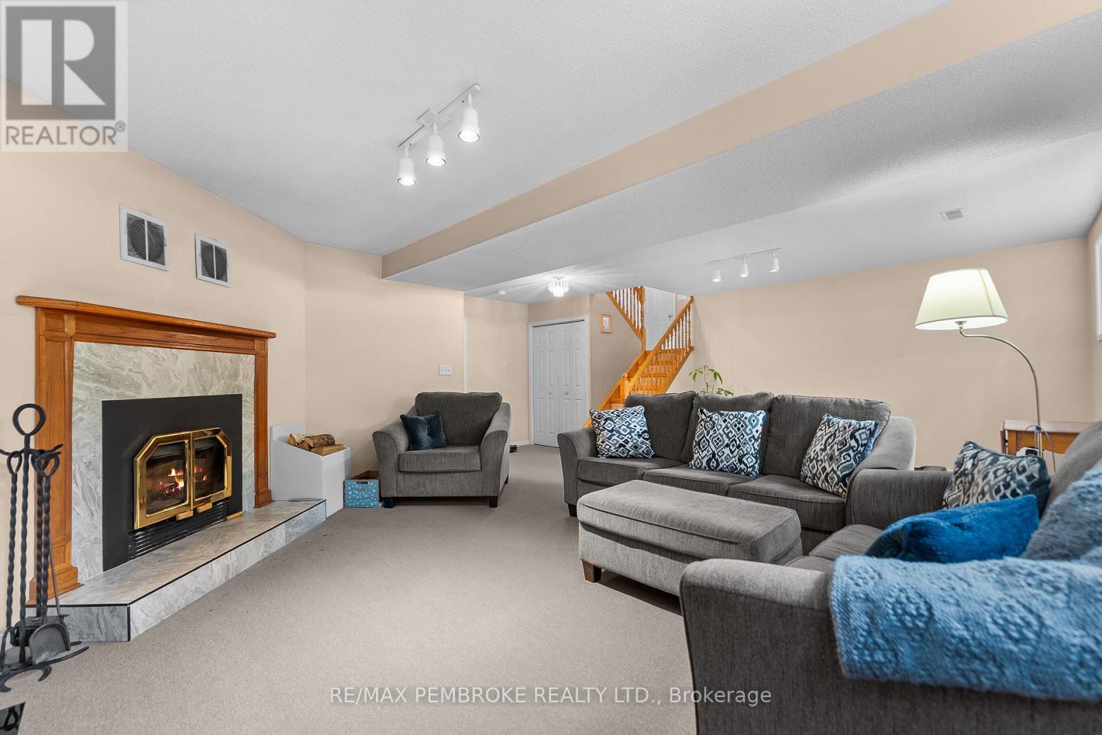 44 Ravenwood Crescent, Petawawa, Ontario  K8H 3N1 - Photo 27 - X13471186
