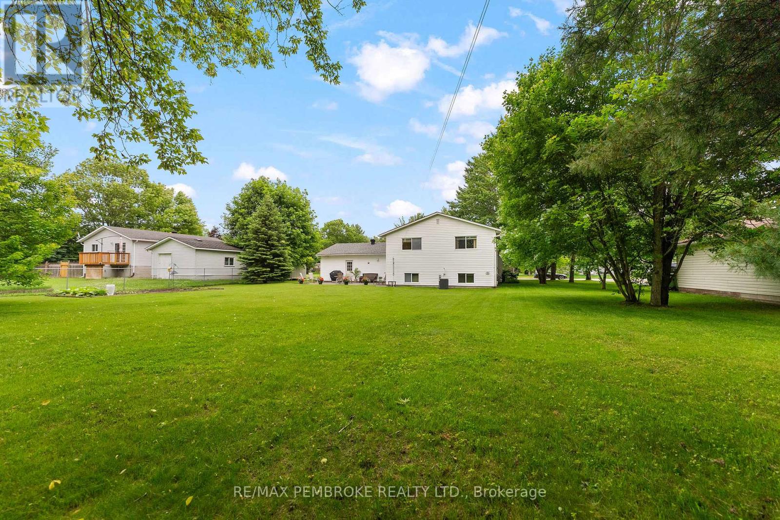 44 Ravenwood Crescent, Petawawa, Ontario  K8H 3N1 - Photo 35 - X13471186